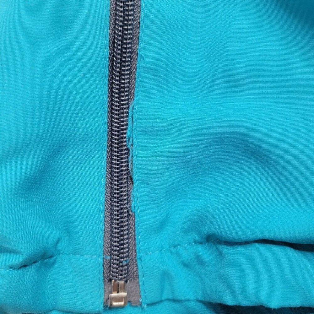 Vintage Wilson Blue White Full Zip Track Windbreaker Jacket Size S - Picture 13 of 13